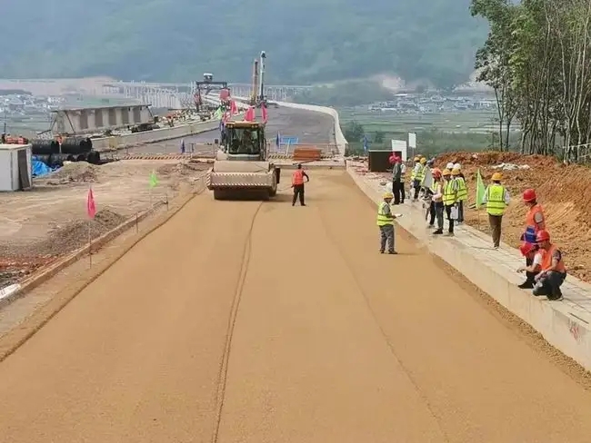 鹿城路基工程